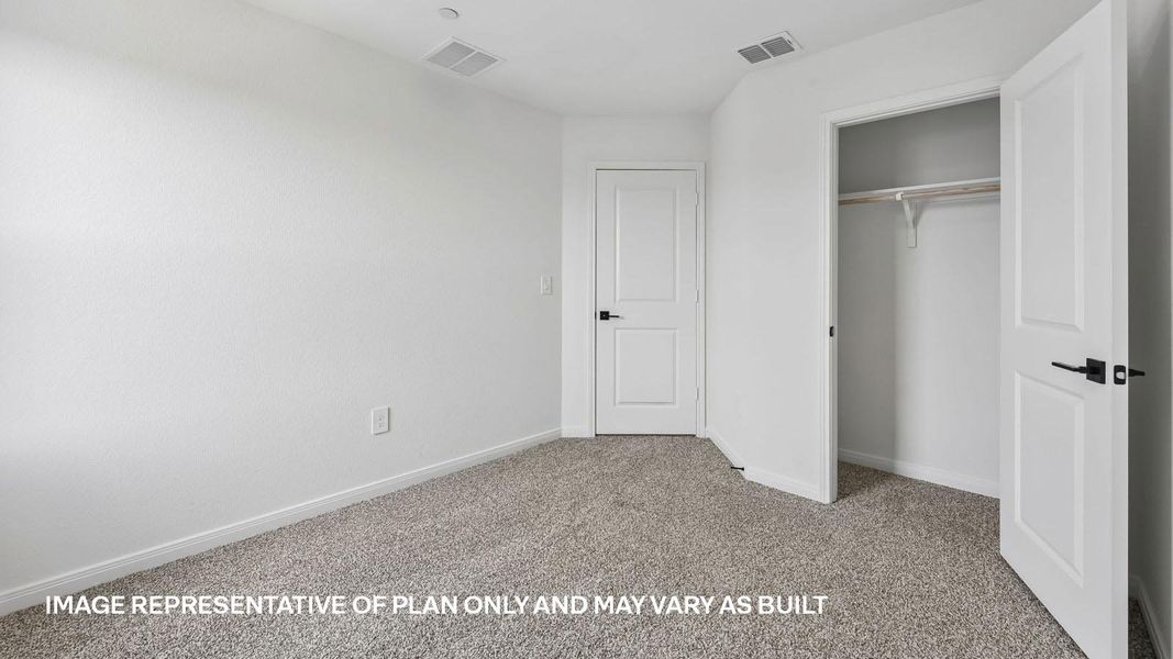 Spacious, unfurnished interior of a new home in Avery Centre, Round Rock (Image 28).