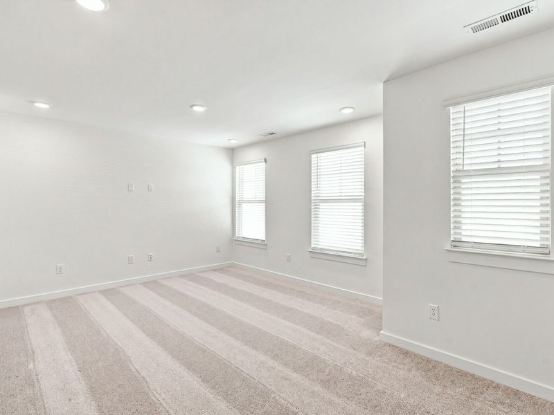 Spacious, unfurnished interior of a new home in Woods Crossing, Gallatin (Image 42). Spacious, unfurnished interior of a new home in Woods Crossing, Gallatin (Image 42).