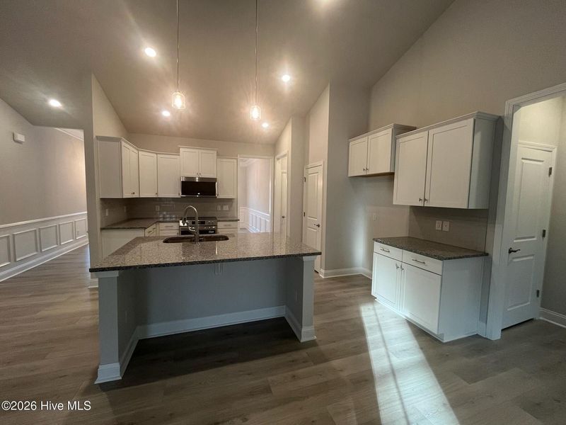 Furnished interior view inside a new home in Palmetto Creek, Bolivia (Image 8).