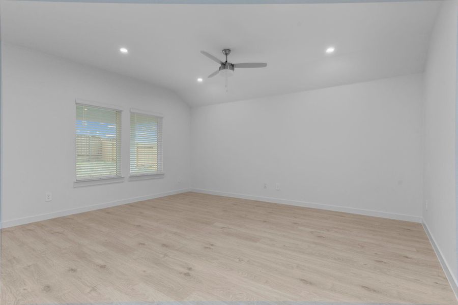 Spacious, unfurnished interior of a new home in Tamarron, Fulshear (Image 25). Spacious, unfurnished interior of a new home in Tamarron, Fulshear (Image 25).