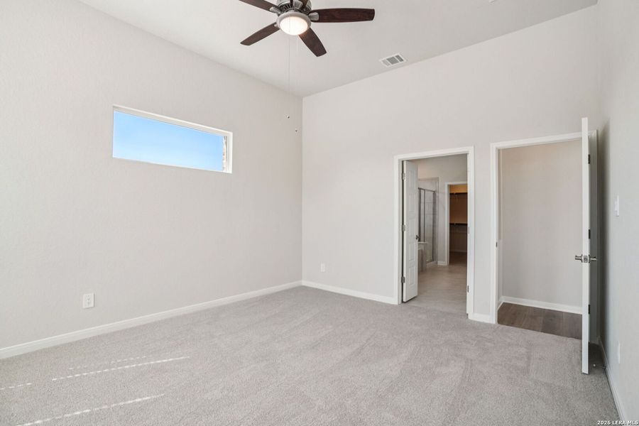 Spacious, unfurnished interior of a new home in Carmel Ranch, Schertz (Image 29).