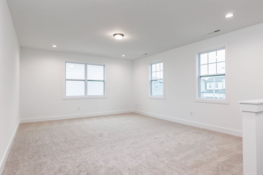 Spacious, unfurnished interior of a new home in High Grove Oaks, Fuquay Varina (Image 51).