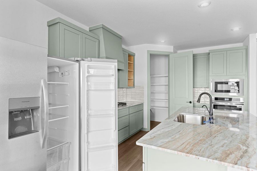 Furnished interior view inside a new home in Westland Ranch 50' Homesites, League City (Image 30).