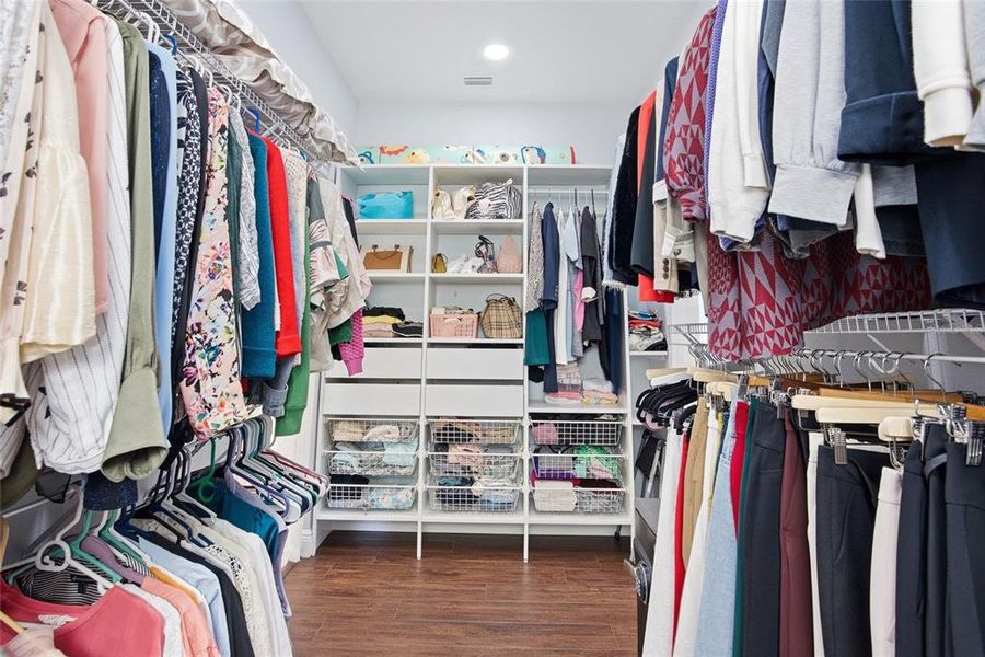 Image 43 of a home in .