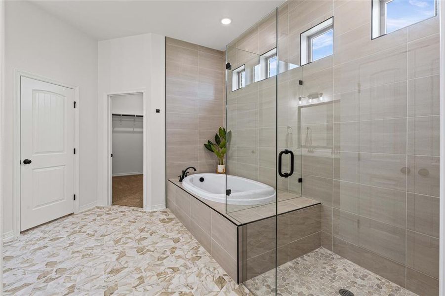 Furnished interior view inside a new home in , Lorena (Image 30).