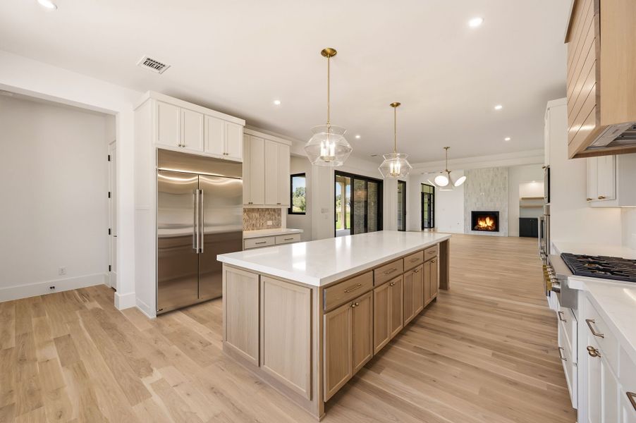 Furnished interior view inside a new home in Fleming Pointe, Fort Worth (Image 9).