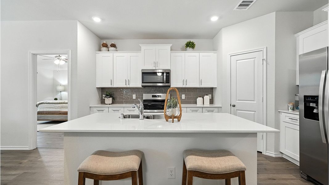 Representative furnished interior of a home built from the Huntsville by D.R. Horton in The Reserve at Timber Creek, Lindale (Image 17).