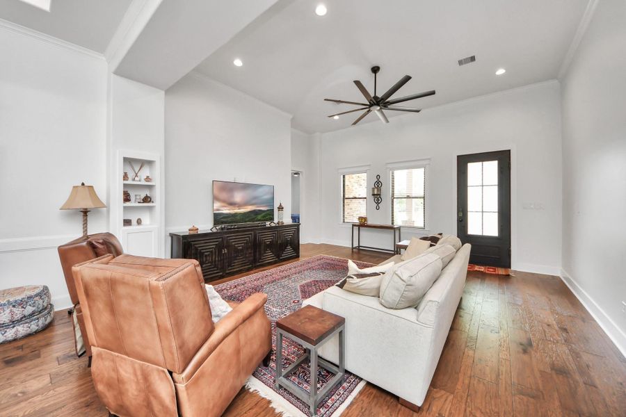 511 Kyle St, Sugar Land, TX 77478 - New Construction Home