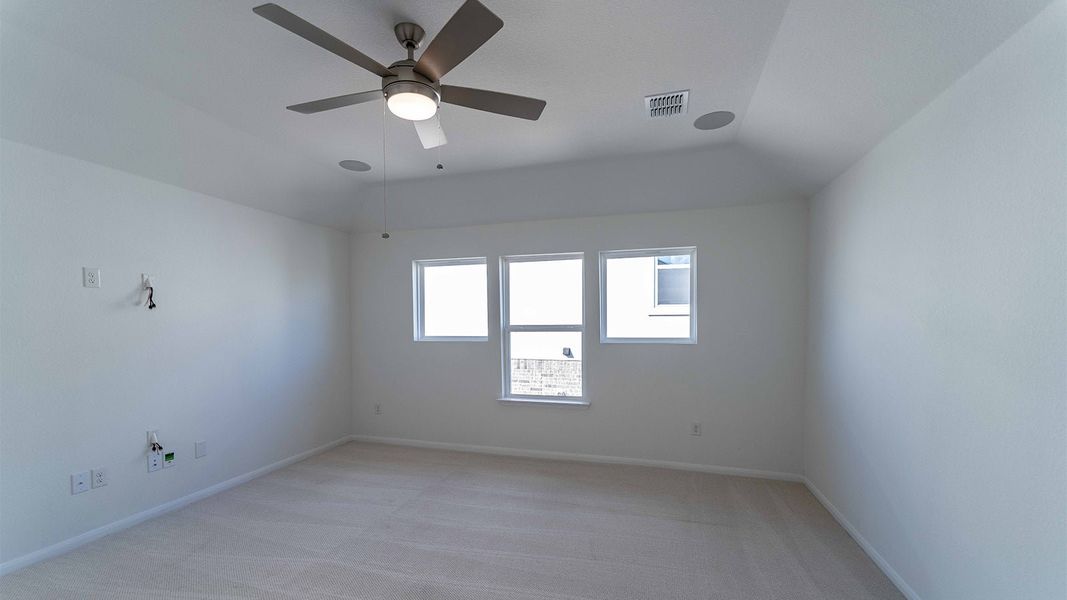 Spacious, unfurnished interior of a new home in Sunfield, Buda (Image 35). Spacious, unfurnished interior of a new home in Sunfield, Buda (Image 35).