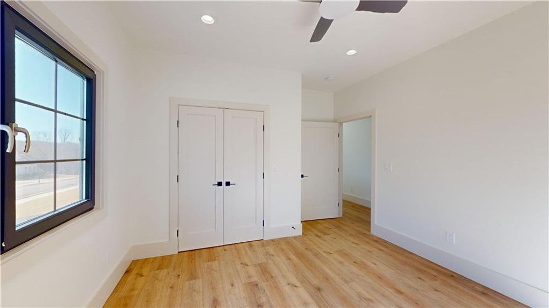 Spacious, unfurnished interior of a new home in , Commerce (Image 36).