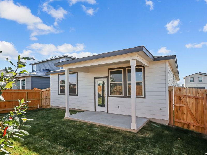 Exterior details and patio area of a home in Applewhite Meadows, San Antonio (Image 4). Exterior details and patio area of a home in Applewhite Meadows, San Antonio (Image 4).