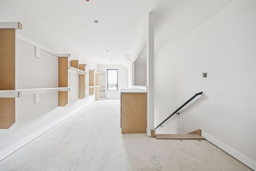 Spacious, unfurnished interior of a new home in , Fairview (Image 9).