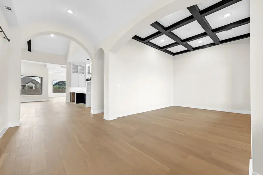 Image 15 of a home in Marvida.