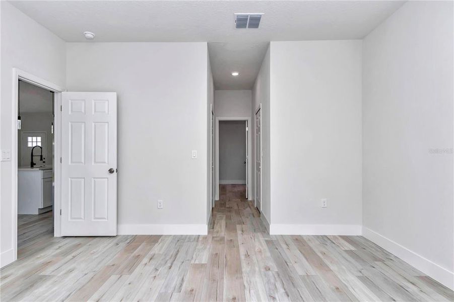 Image 24 of a home in .