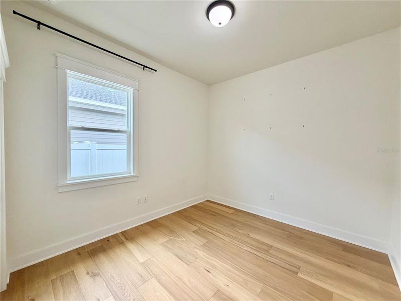 Spacious, unfurnished interior of a new home in , Gainesville (Image 40).