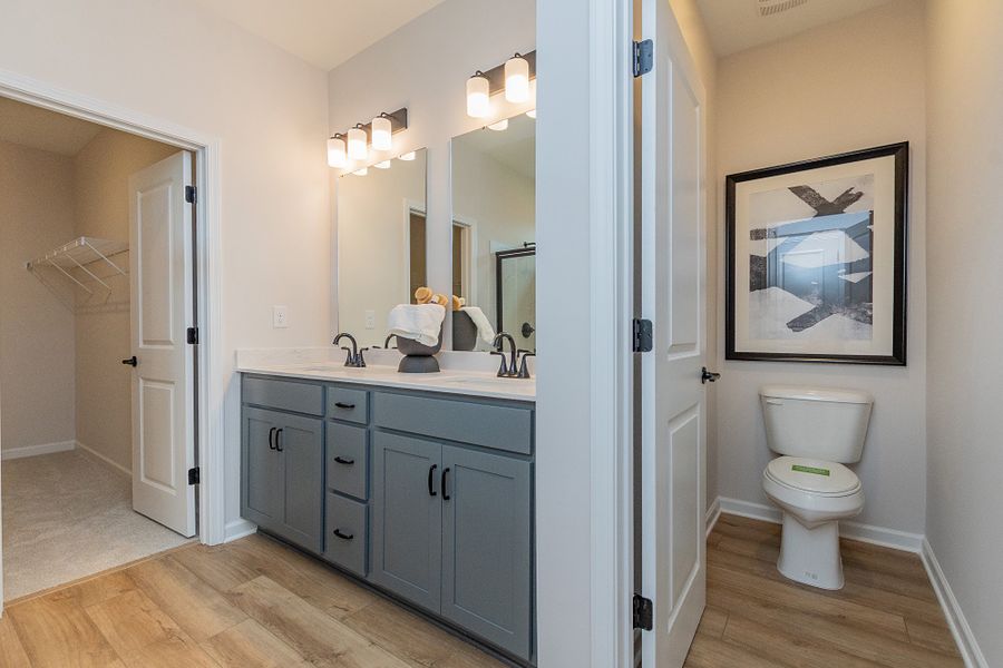 The Coleman- Owner's Bath