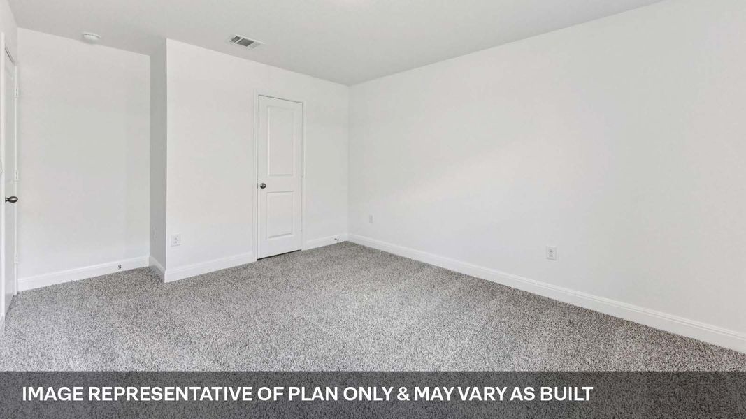 Representative unfurnished interior of a home built from the The Grayson by D.R. Horton in Riverview, Georgetown (Image 29).