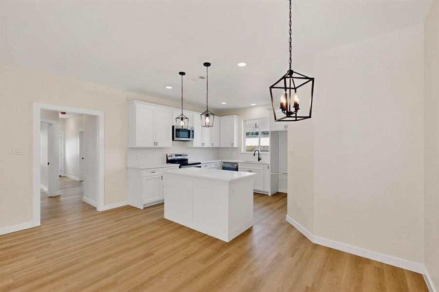 Furnished interior view inside a new home in , Rice (Image 4).