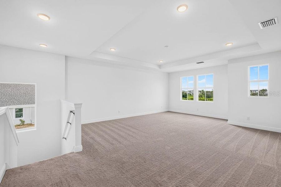 Spacious, unfurnished interior of a new home in The Sanctuary – Royal Collection, Punta Gorda (Image 27). Spacious, unfurnished interior of a new home in The Sanctuary – Royal Collection, Punta Gorda (Image 27).