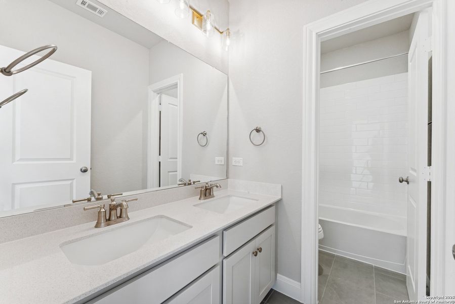 Furnished interior view inside a new home in The Crossvine 45’, Schertz (Image 6).