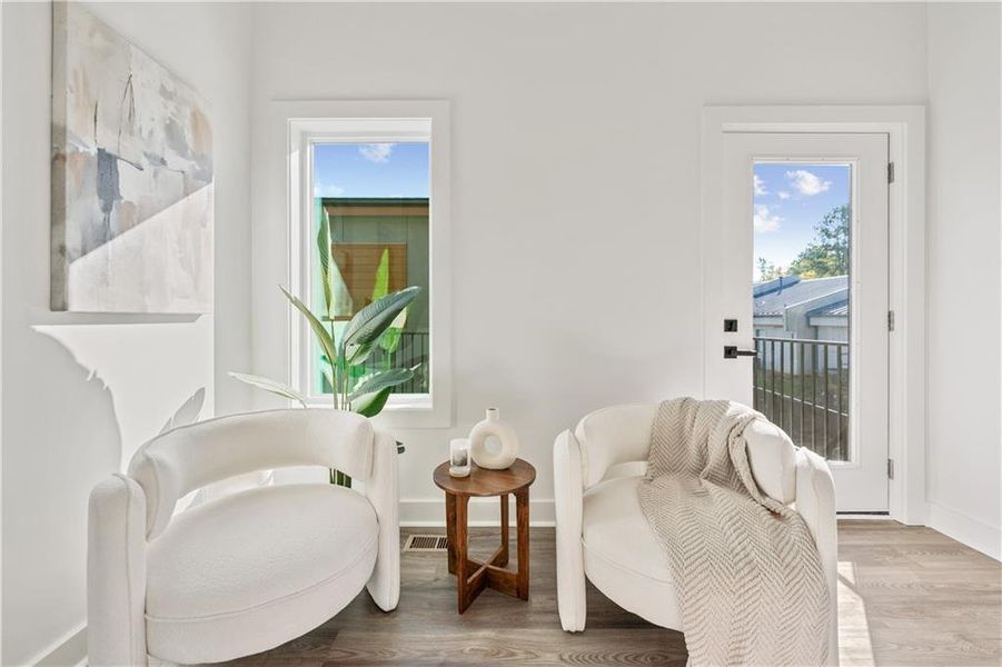 Furnished interior view inside a new home in , Union City (Image 17).