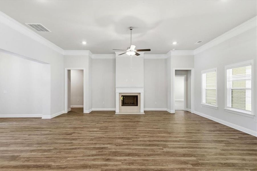 Spacious, unfurnished interior of a new home in Tuscany Hills, Douglasville (Image 26). Spacious, unfurnished interior of a new home in Tuscany Hills, Douglasville (Image 26).