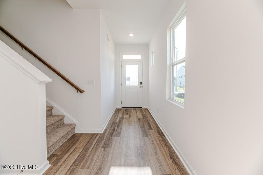 Spacious, unfurnished interior of a new home in Fords Reach, Bolivia (Image 29).