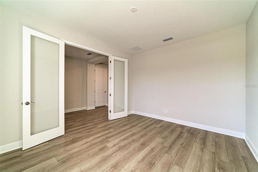 Spacious, unfurnished interior of a new home in Pasadena Woods, Pasadena Hills (Image 33).