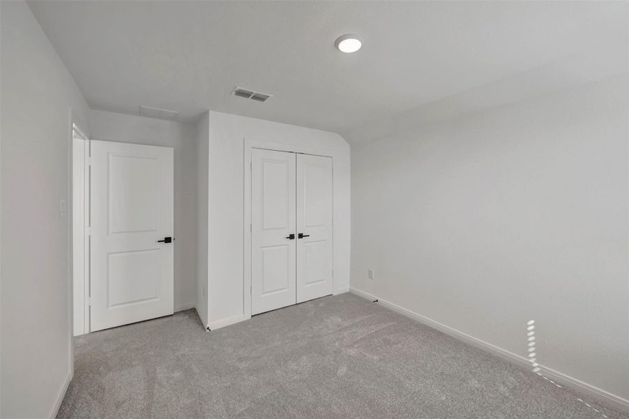 Spacious, unfurnished interior of a new home in Austin Point, Richmond (Image 26).