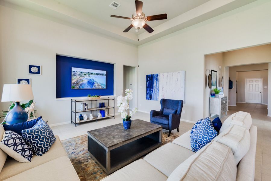 Representative furnished interior of a home built from the Floor Plan 2543 by Colina Homes in Grand Magnolia, Magnolia (Image 8). Representative furnished interior of a home built from the Floor Plan 2543 by Colina Homes in Grand Magnolia, Magnolia (Image 8).