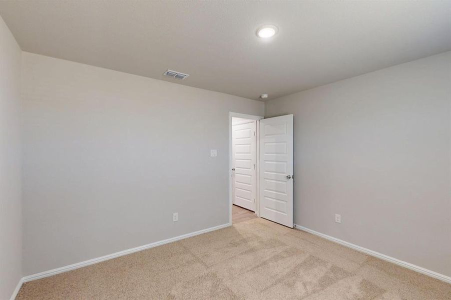 Spacious, unfurnished interior of a new home in Sagebrook, Argyle (Image 11). Spacious, unfurnished interior of a new home in Sagebrook, Argyle (Image 11).