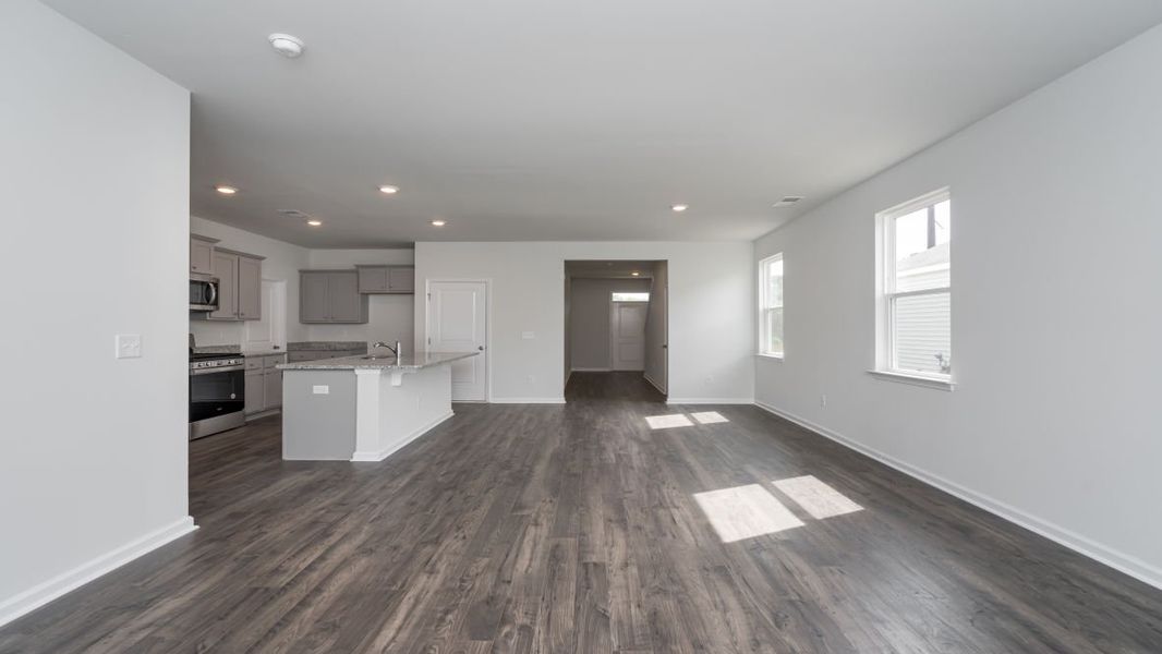 Representative furnished interior of a home built from the ROBIE by D.R. Horton in Island Green, Myrtle Beach (Image 14).