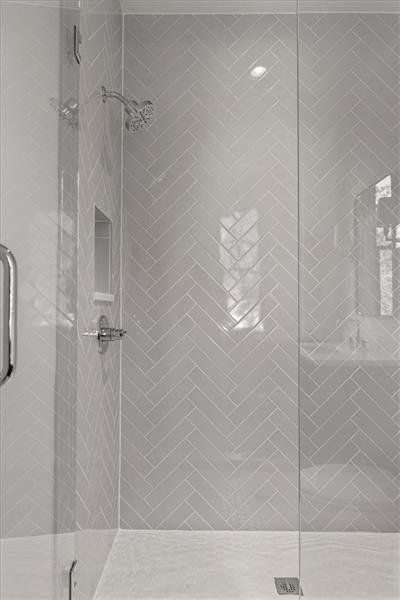 Image 87 of a home in .