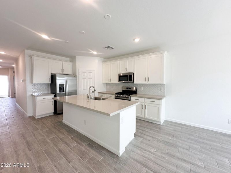 002- Kitchen 002- Kitchen