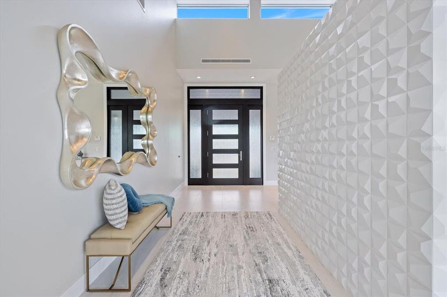 Furnished interior view inside a new home in , Longboat Key (Image 19).