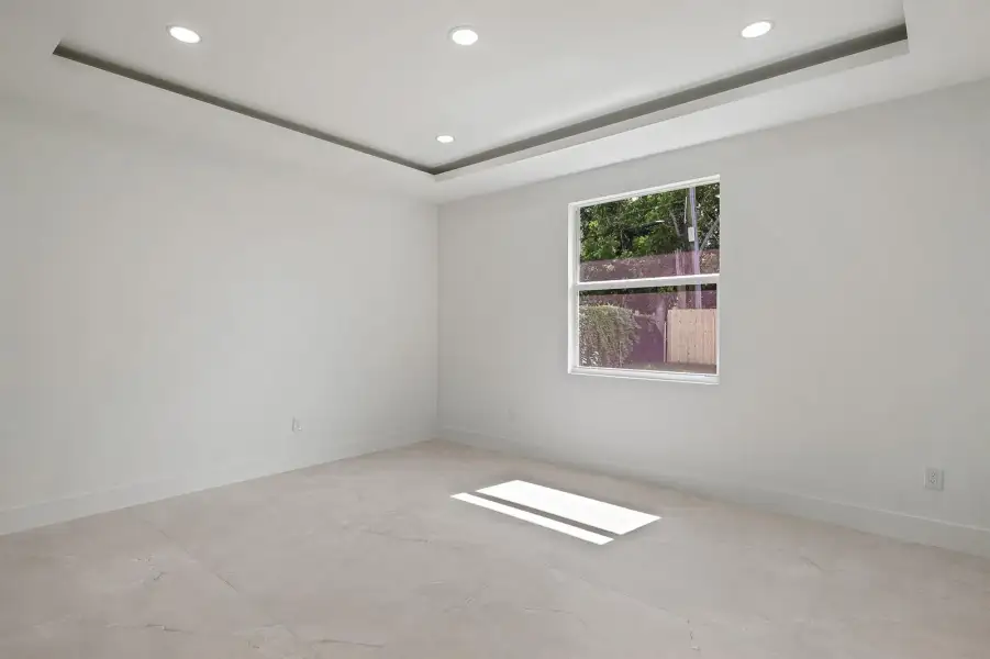 4606 Hibiscus - MLS - 013