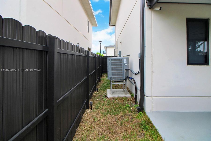 Exterior details and patio area of a home in , Florida City (Image 31).