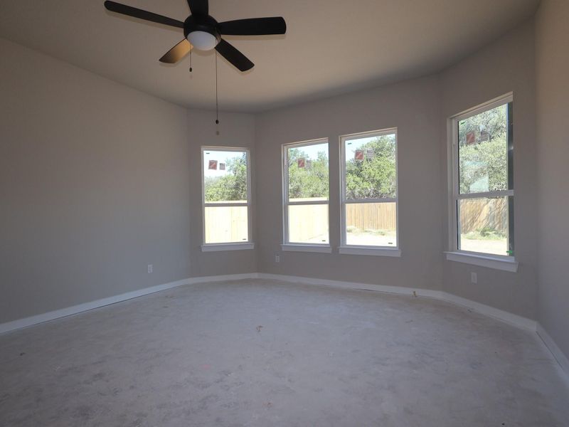 Spacious, unfurnished interior of a new home in Heritage, Dripping Springs (Image 5).