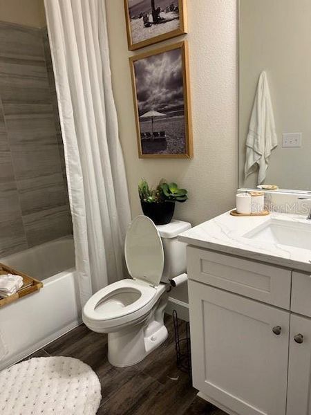 Furnished interior view inside a new home in , Tampa (Image 5).