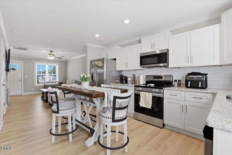 16-96 Linda St-16 16-96 Linda St-16