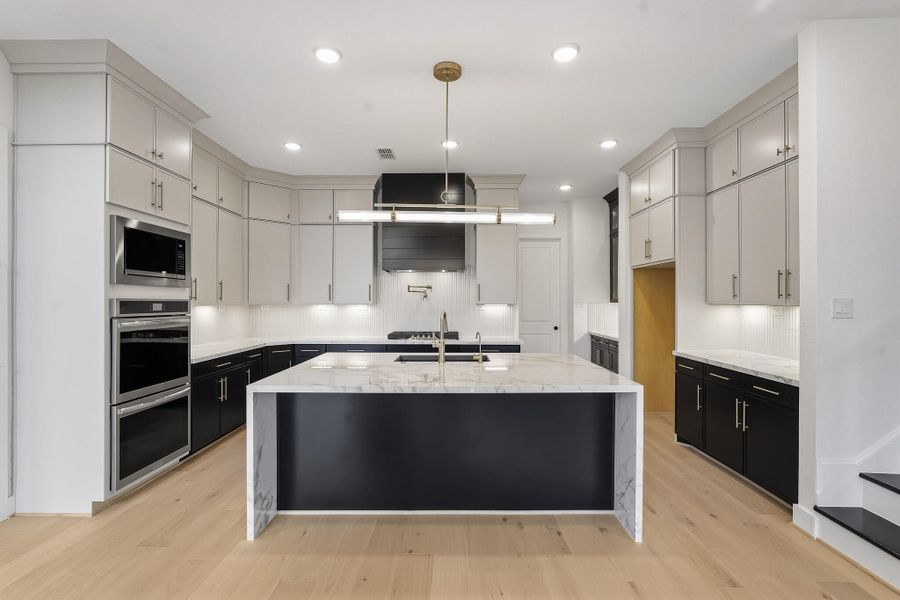 14210 La Piazza Way Cypress, TX New Home