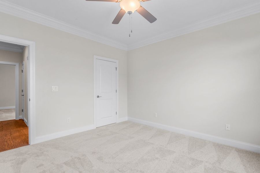 Representative unfurnished interior of a home built from the Ellington by Keystone Homes NC in Weybridge, Burlington (Image 43).