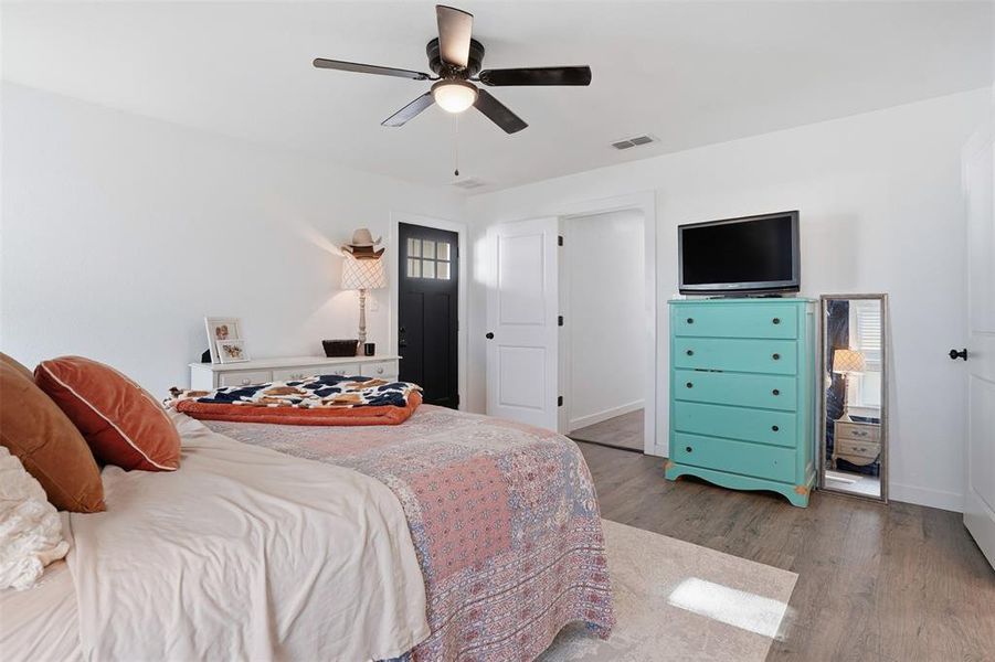 Furnished interior view inside a new home in , Millsap (Image 3).