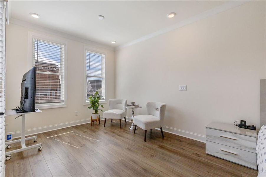 Furnished interior view inside a new home in , Peachtree Corners (Image 15). Furnished interior view inside a new home in , Peachtree Corners (Image 15).