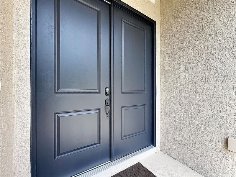 Exterior details and patio area of a home in , Citrus Springs (Image 32).