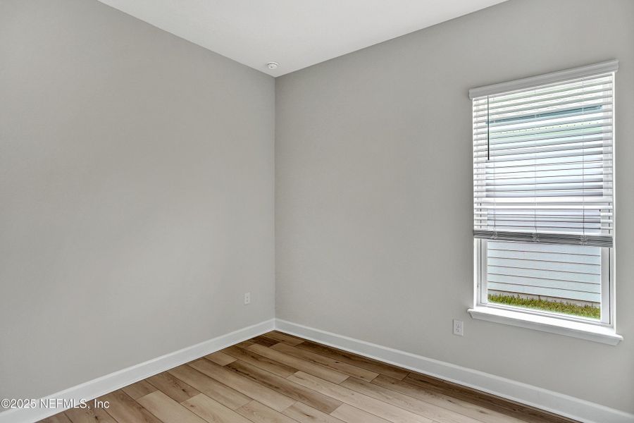 Spacious, unfurnished interior of a new home in , St. Augustine (Image 10).