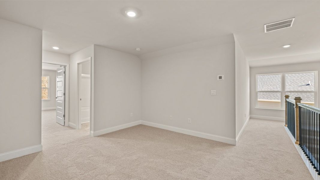 Spacious, unfurnished interior of a new home in Oak Ridge Meadows - Active Adult, Locust Grove (Image 26). Spacious, unfurnished interior of a new home in Oak Ridge Meadows - Active Adult, Locust Grove (Image 26).