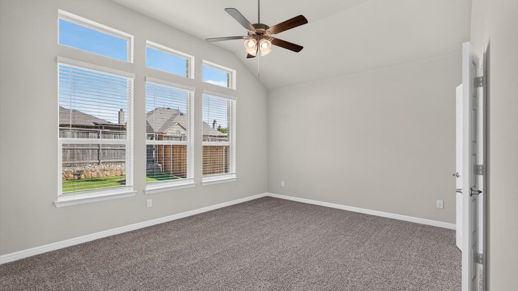 Representative unfurnished interior of a home built from the Valley Spring by D.R. Horton in Lakeview Pointe, Midlothian (Image 23).