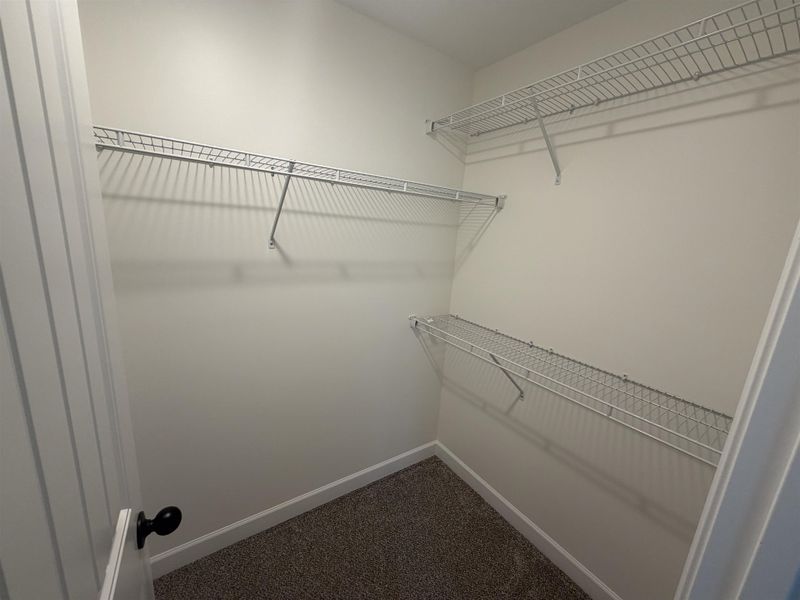 Spacious, unfurnished interior of a new home in Stones Throw, Inman (Image 10).