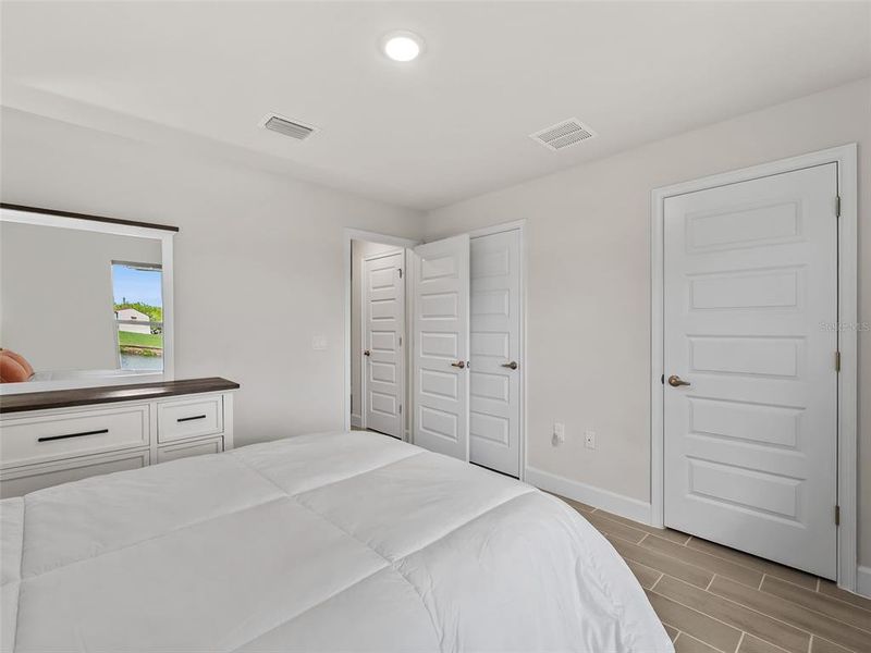 Furnished interior view inside a new home in Port Charlotte, Port Charlotte (Image 6).